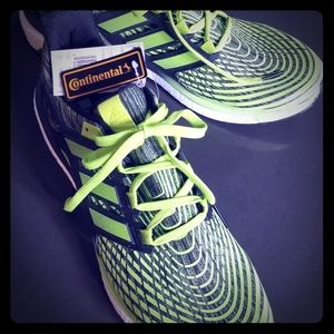 Adidas Energy Boost Mens Running Shoe